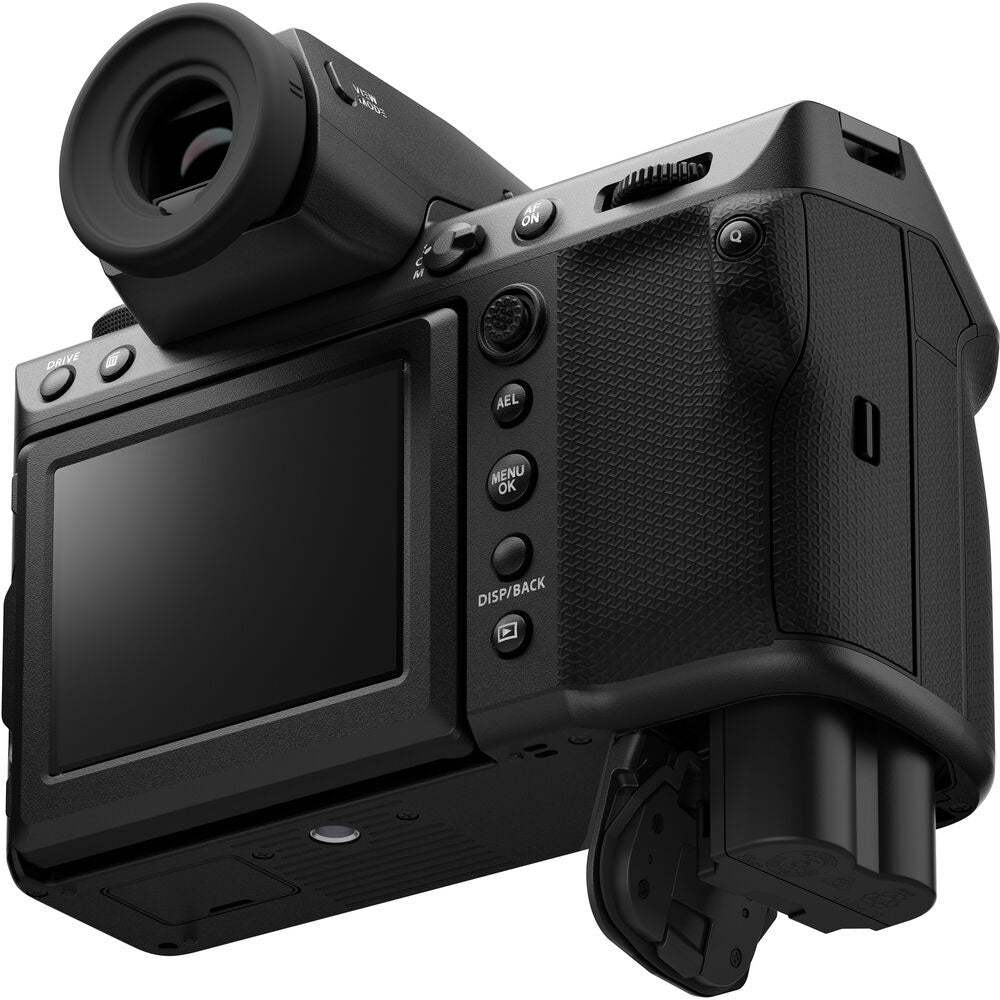 Fujifilm-GFX100-II-06.jpg