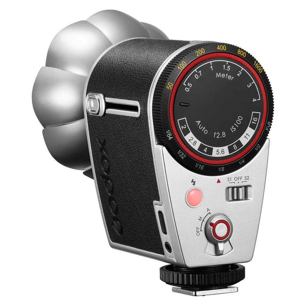 Godox-Lux-Cadet-02.jpg