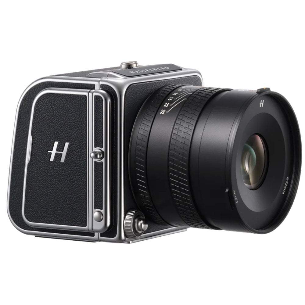 Hasselblad-907X-with-CFV-100C-02.jpg
