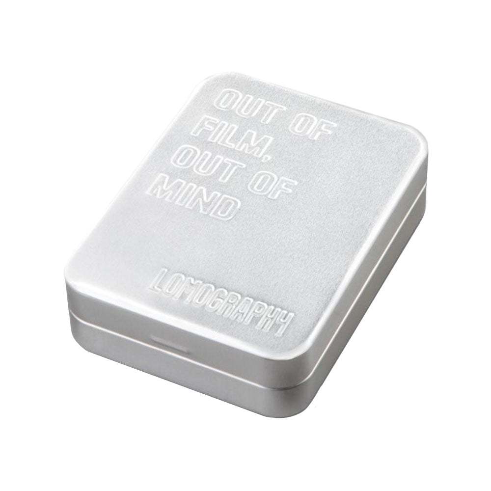 Lomography-Metal-Film-Case-135-120-02.jpg