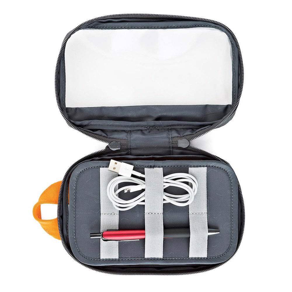 LowePro-GearUp-Pouch-Mini-05.jpg