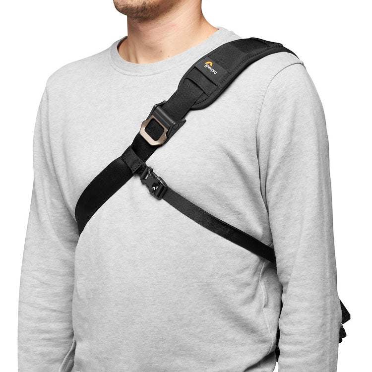 Lowepro-Protactic-MG-160-AW-II-05.jpg