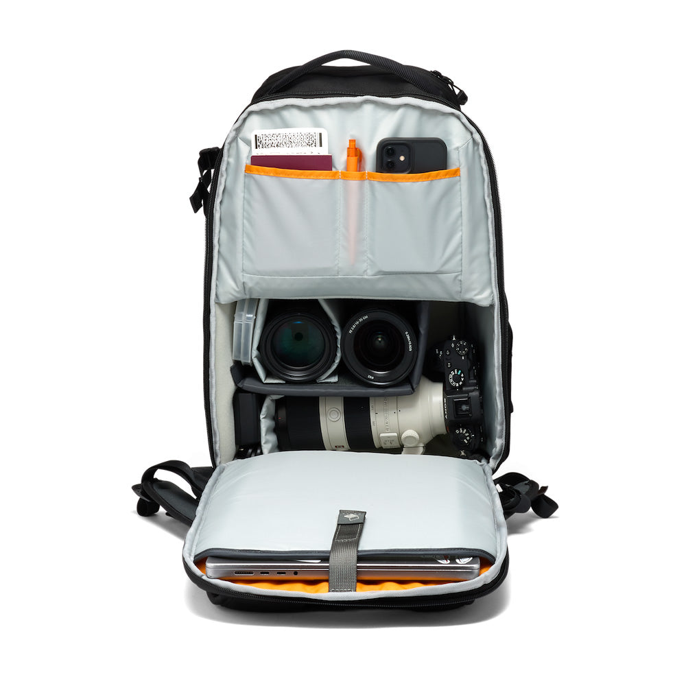 Lowepro_Fastpack_BP_250_AW_IV_interior_view.jpg