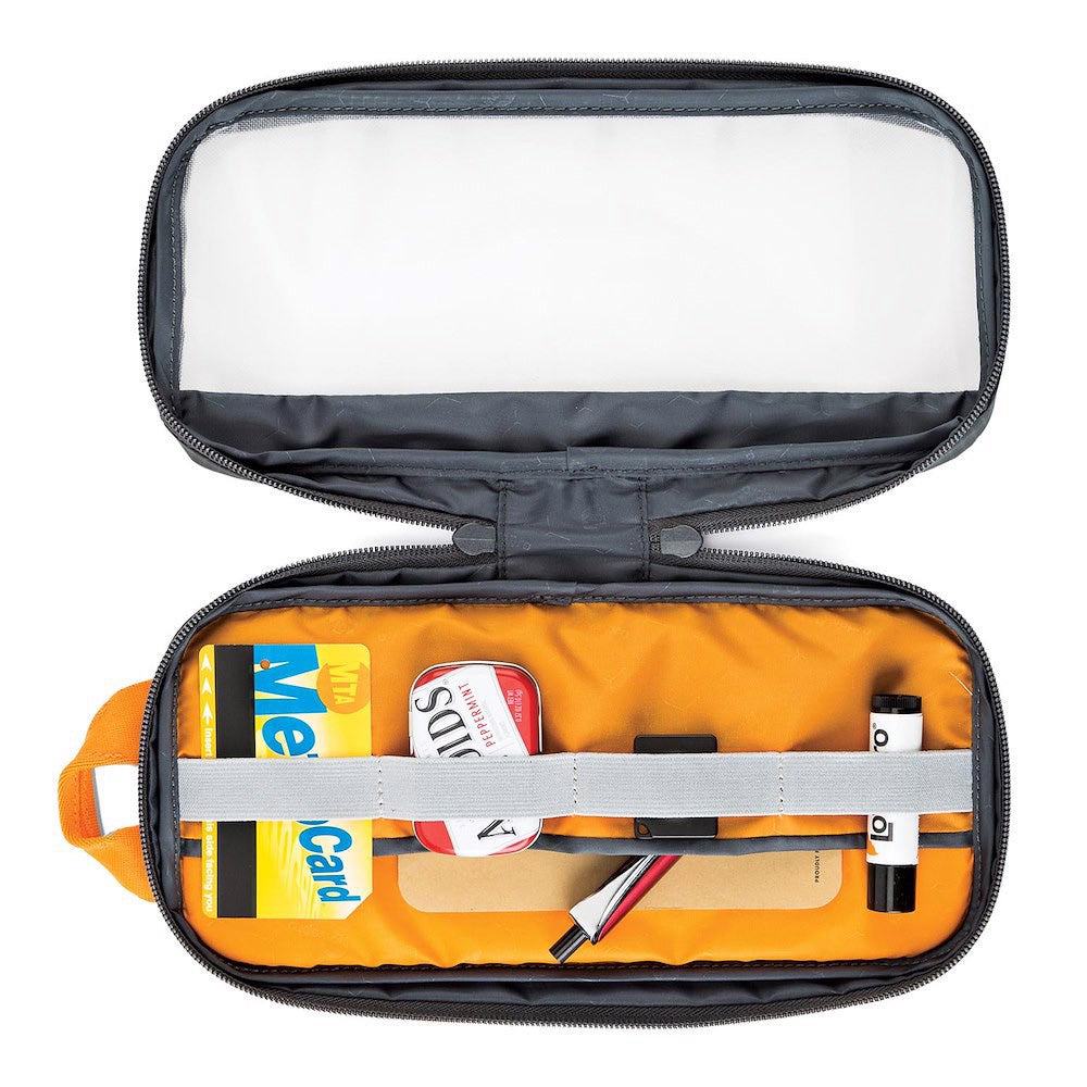 Lowepro_GearUp_Pouch_Medium_Open_3.jpg