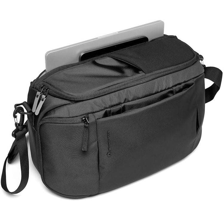 Manfrotto-Advanced-Hybrid-Backpack-III-05.jpg