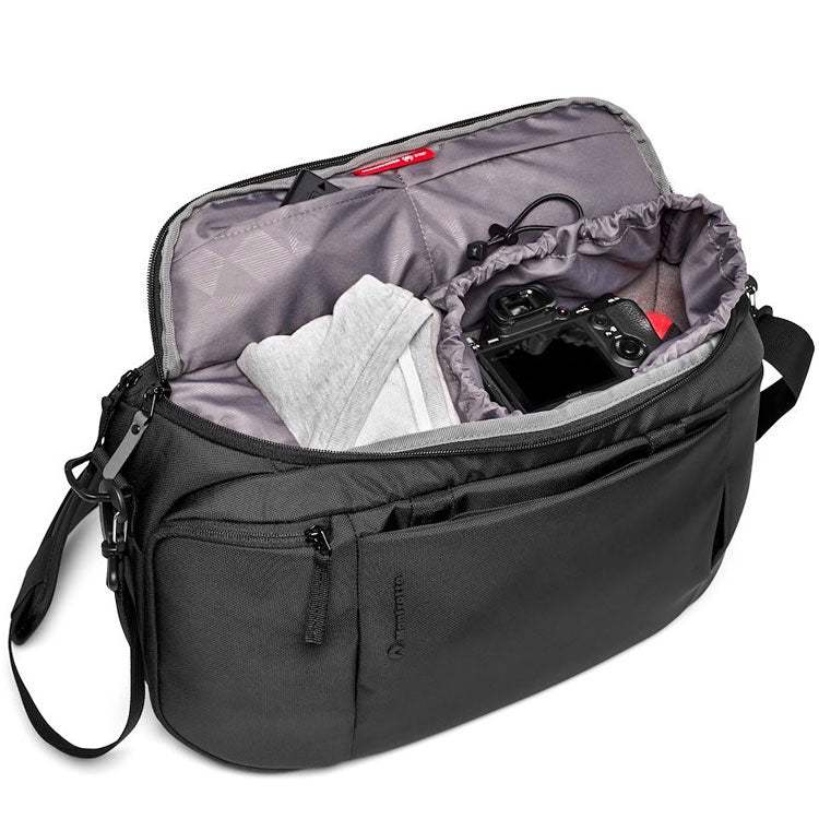 Manfrotto-Advanced-Hybrid-Backpack-III-06.jpg