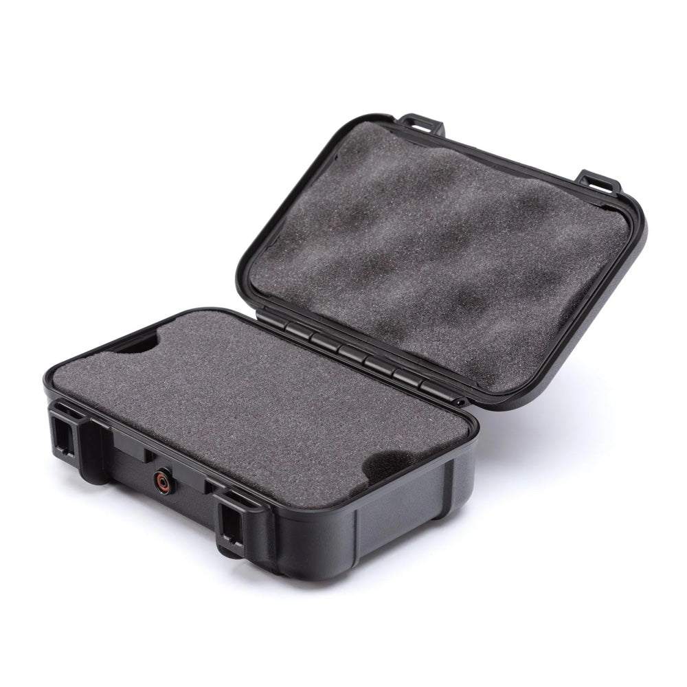 Nanuk-225-04.jpg