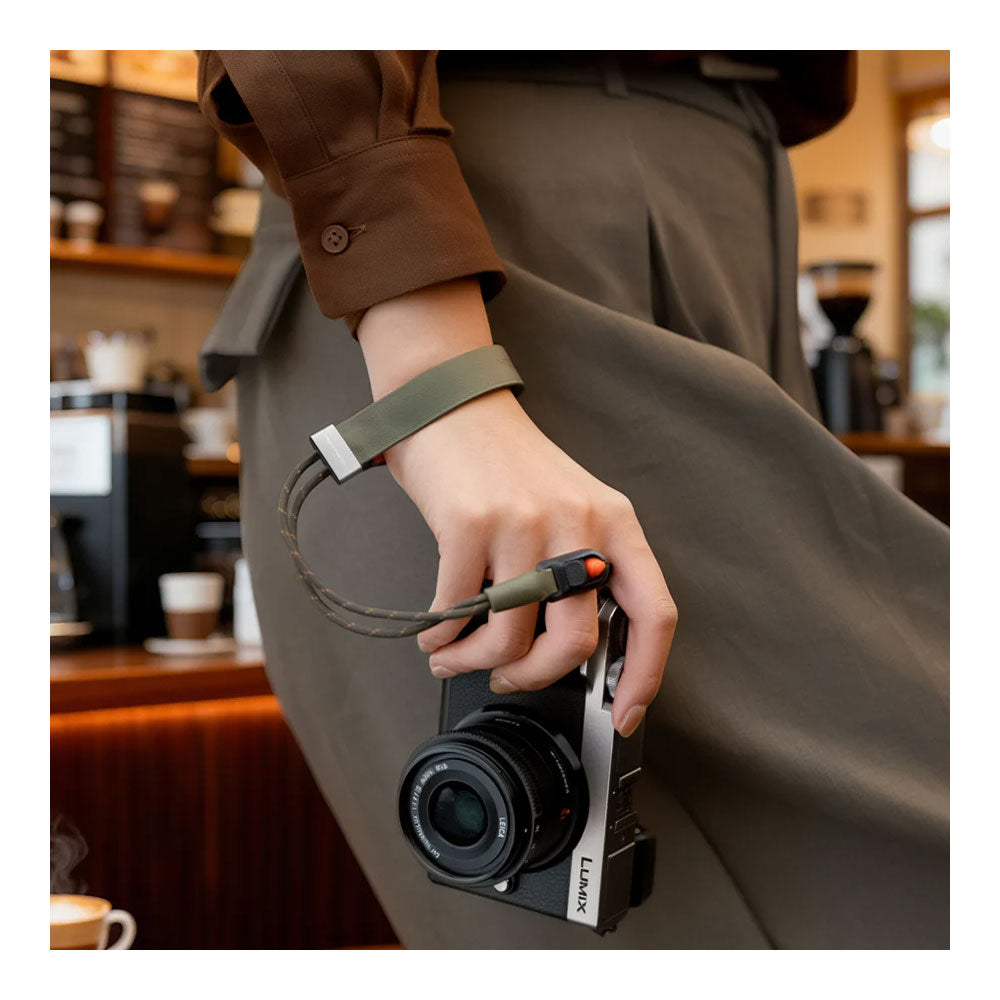 PGYTECH-Camera-Wrist-Strap-Slim-02.jpg