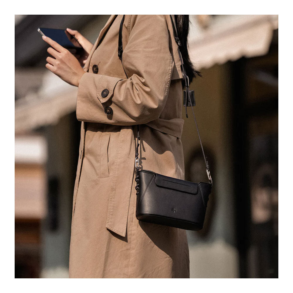 PGYTECH-OneGo-Classic-Crossbody-02.jpg