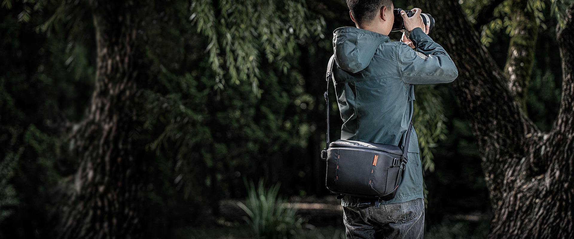 PGYTECH_OneMo_Sling_7L_in_use_2.jpg