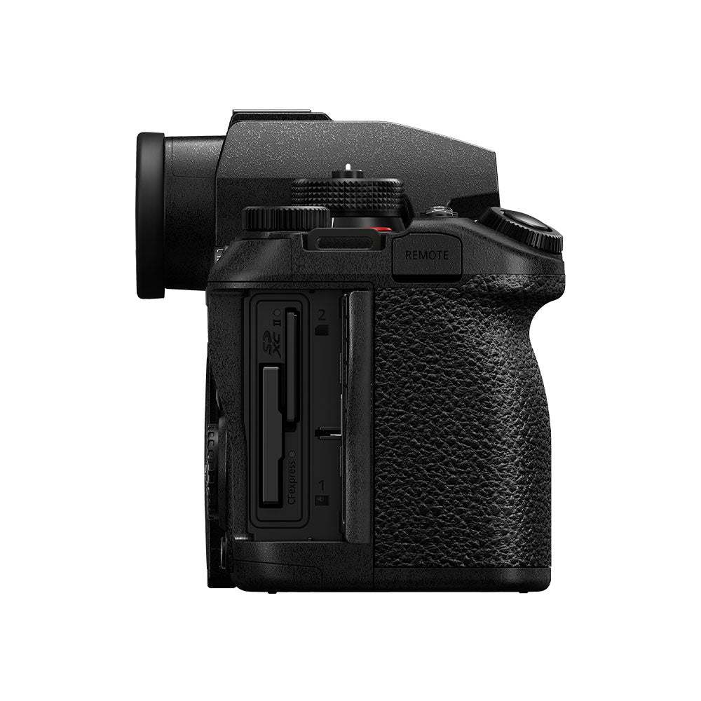 Panasonic-Lumix-S1IIE-02.jpg