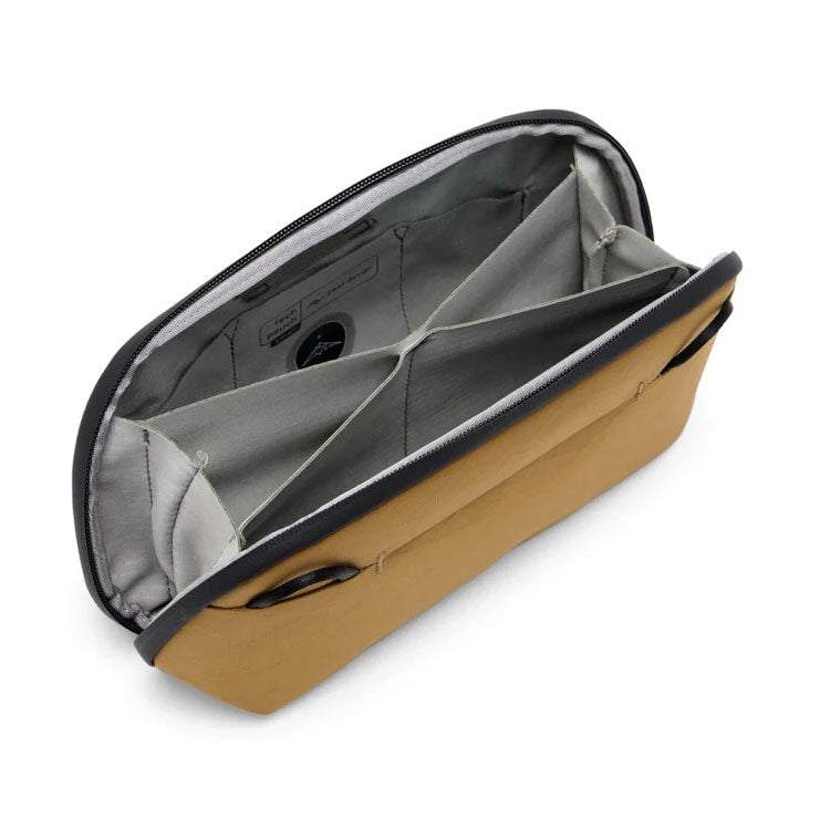 Peak-Design-Tech-Pouch-Coyote-Small-04.jpg