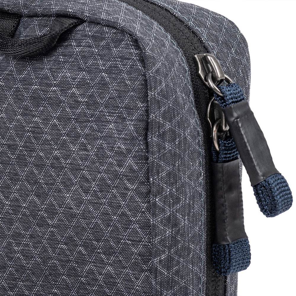 Thinktank-EDC-Tech-Pouch-20-08.jpg