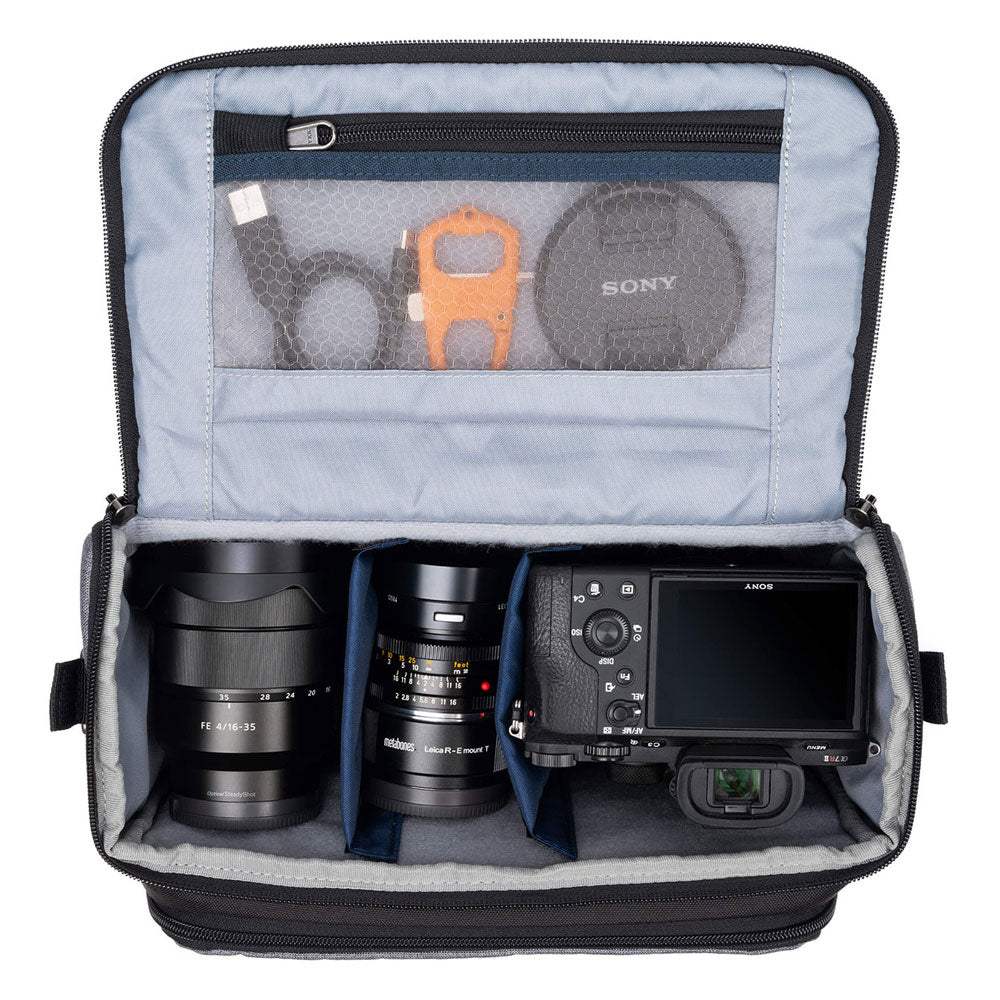 Thinktank-Mirrorless-Mover-30-v2-Grey-04.jpg