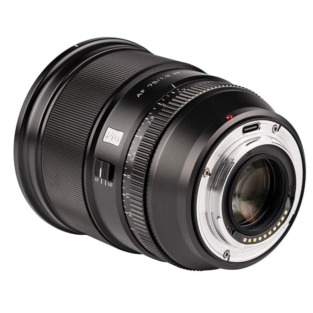 Viltrox-75mm-f1.2-XF-Pro-03.jpg
